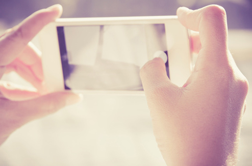 prendre-une-photo-avec-son-smartphone.jpg